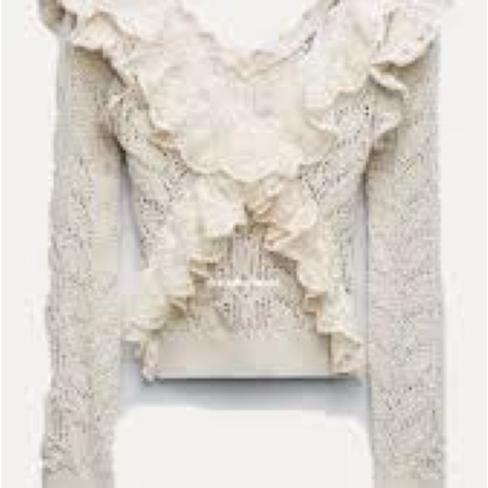 ZARA Elegant Cream Ruffled Women's Sweater